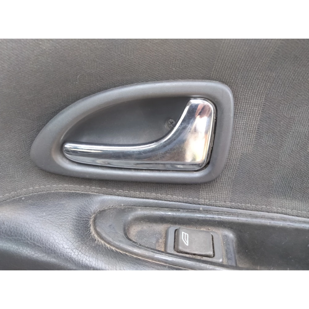 Ручка задней правой двери внутренняя Volvo V40 (1995-2004)