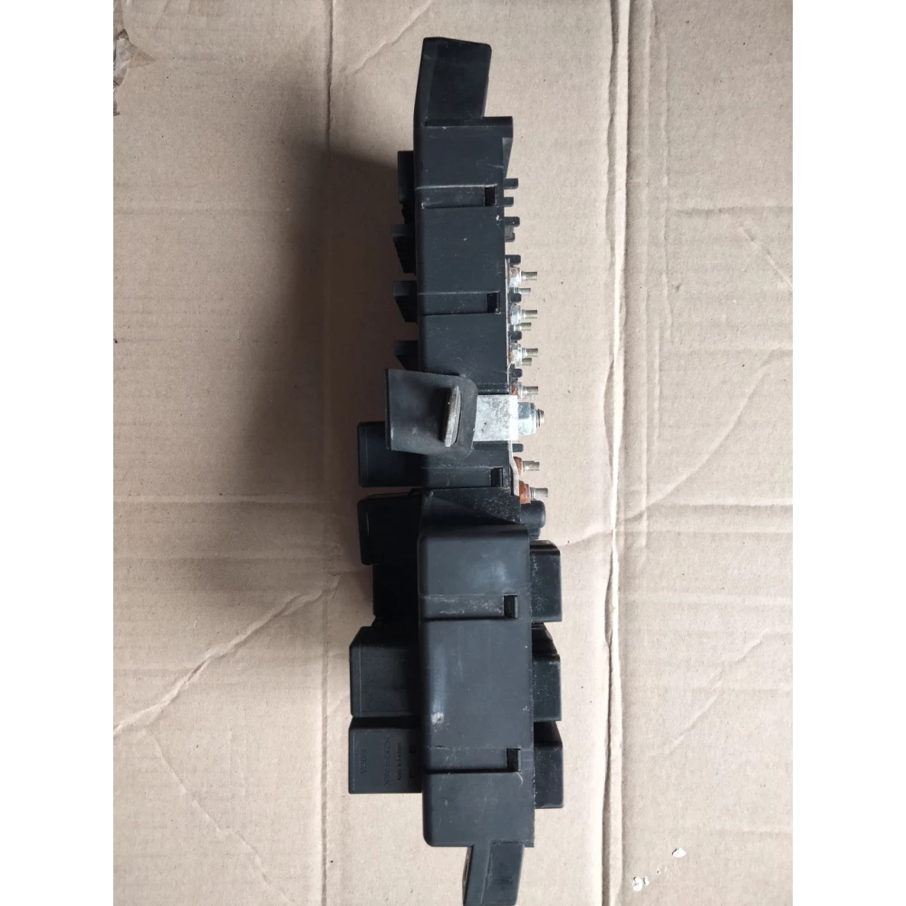 518322326 блок предохранителей Volvo V70 -S60
