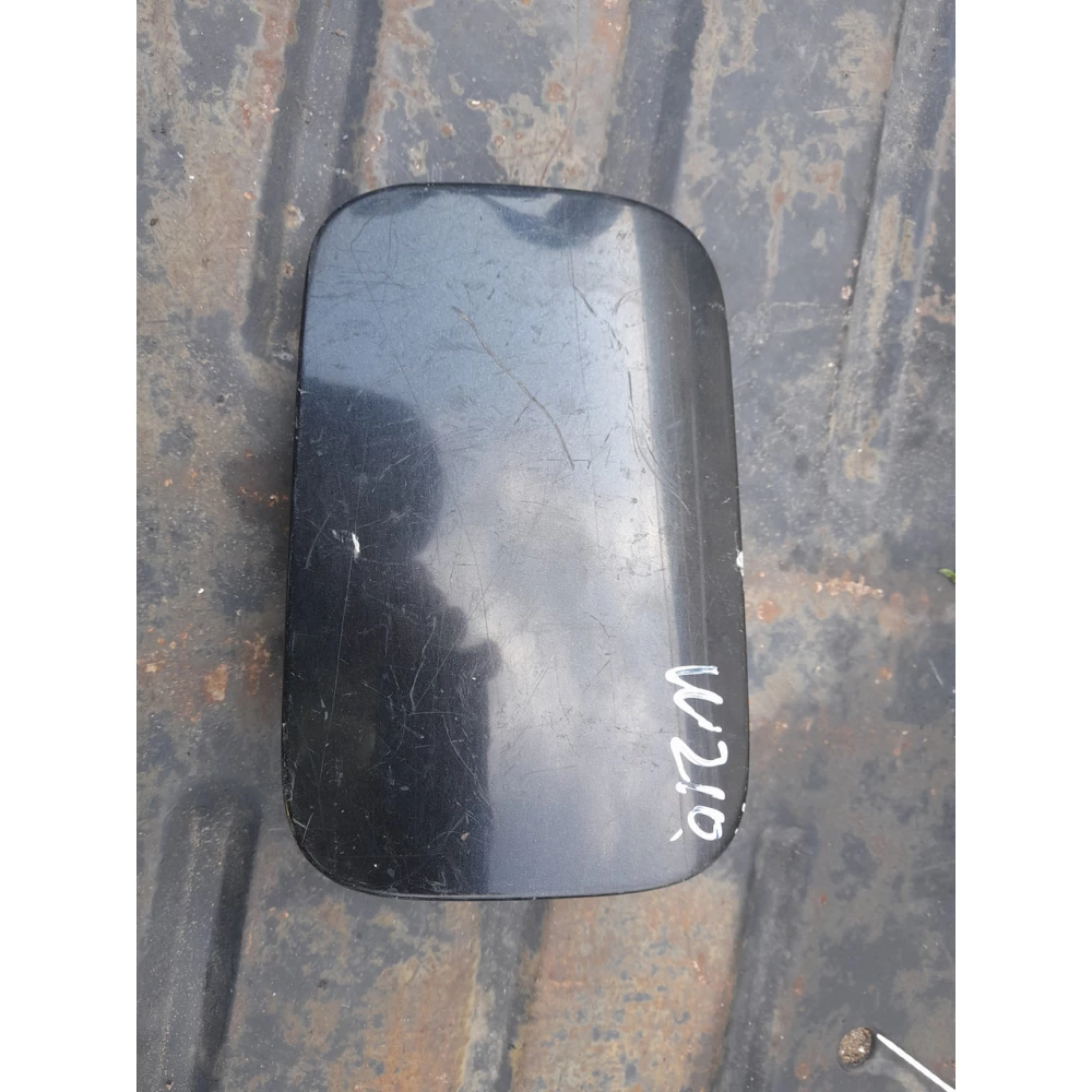 Лючок бензобака Mercedes-Benz w210