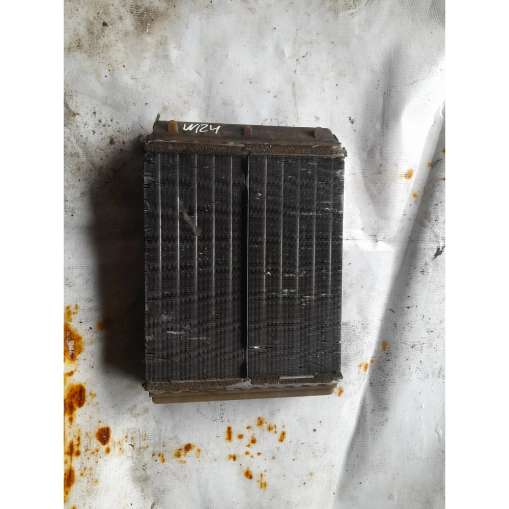 Радиатор печки Mercedes-Benz w124