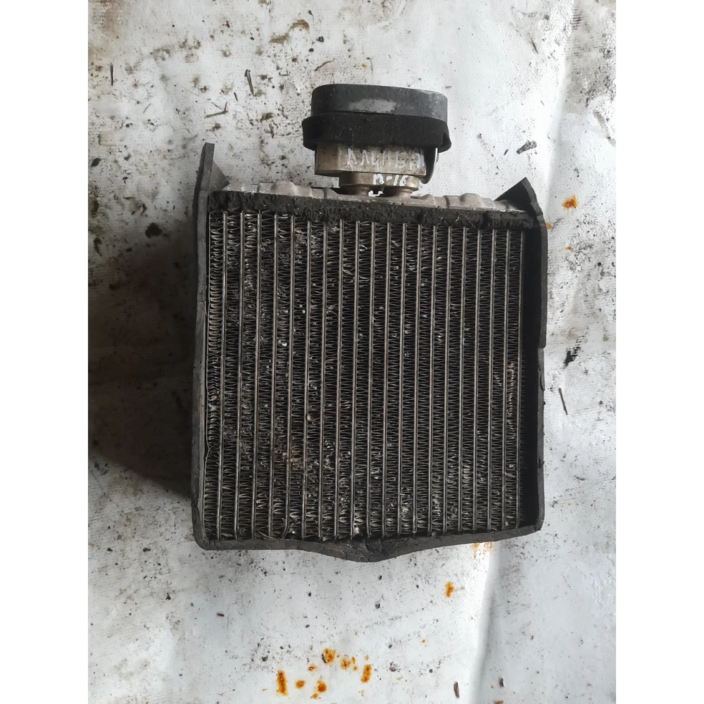 Радиатор кондиционера Nissan Almera n16