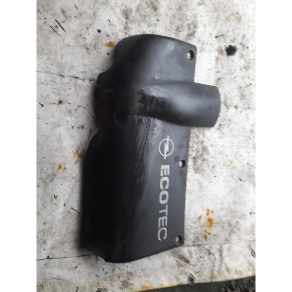 90530864 декоративная кришка двигателя opel Vectra B 2.0