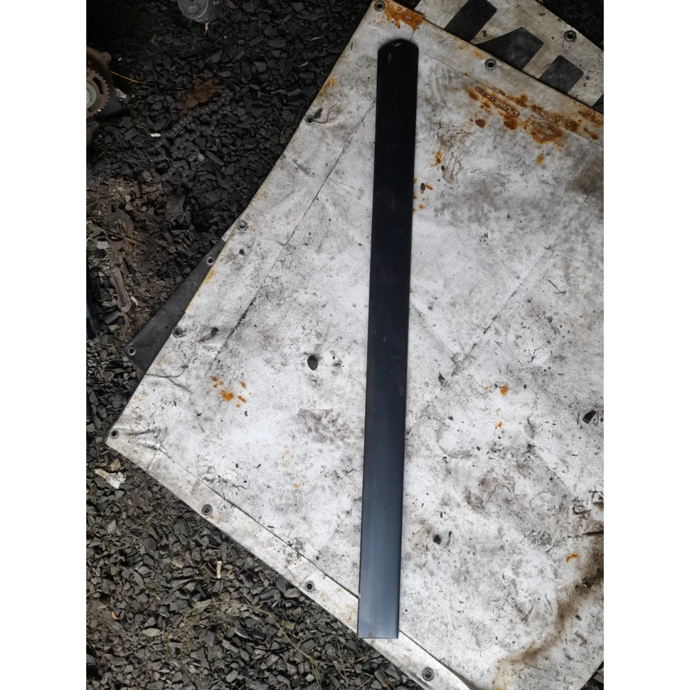 A2106900162 молдинг передней левой двери Mercedes-Benz w210