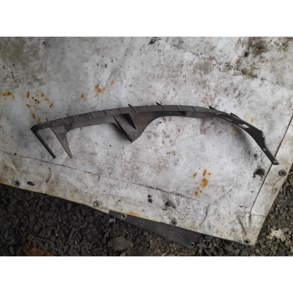 GJ6A50151 кронштейн крепления правой фары Mazda 6 gg