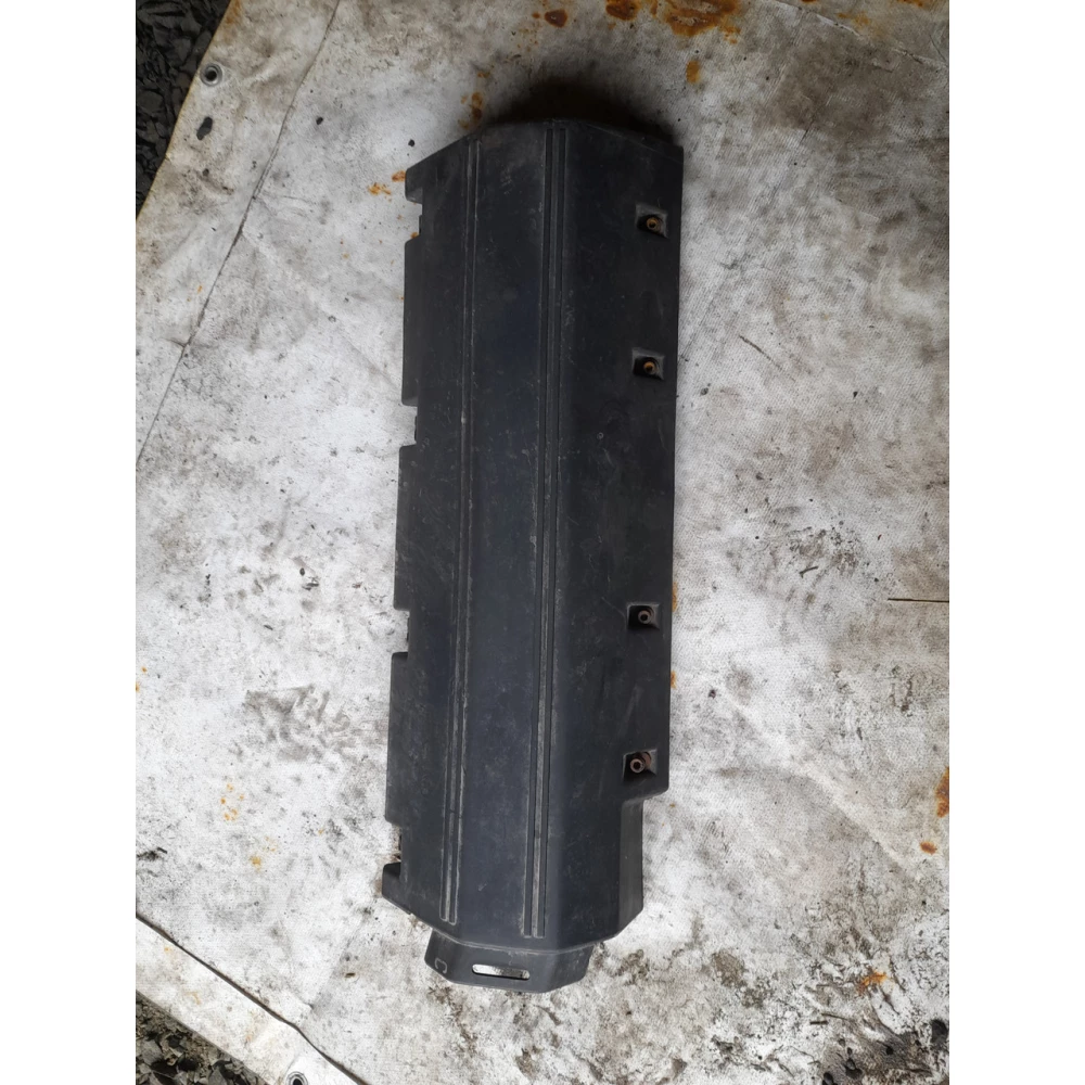 4618512949 крышка корпуса воздушного фильтра  BMW e39 2.5 tds