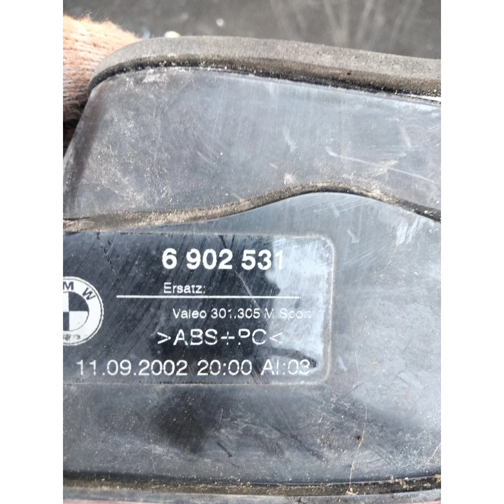 Фонарь задний BMW 5 e39 рестайл универсал л/п 6902532 / 6902531