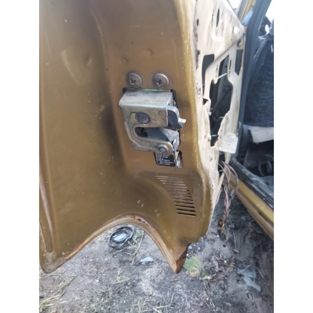 Замок задней левой двери Daewoo Nexia 1 (1995—2008)