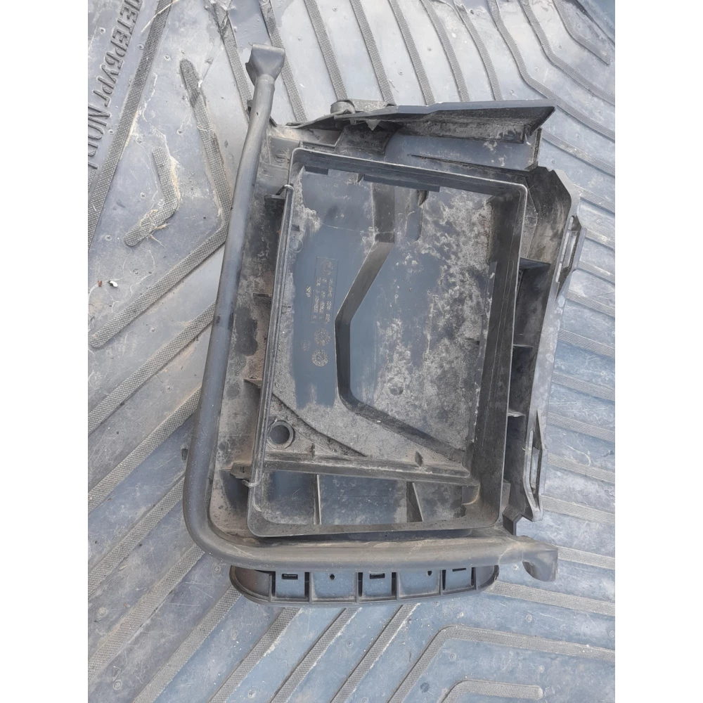 Крышка корпуса микрофильтра BMW E39