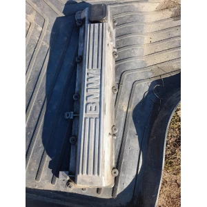 Изображение товара -  Клапана крышка BMW e39 2.5