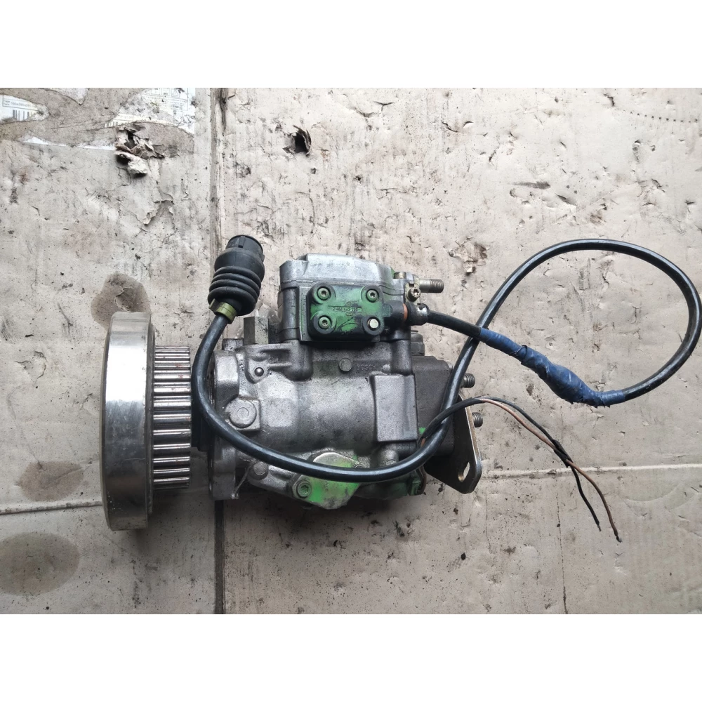 Топливный насос высокого давления, ТНВД AUDI A6 C5 , A4 B5 2.5 TDI 0 460 415 989 , 046 130 108 G