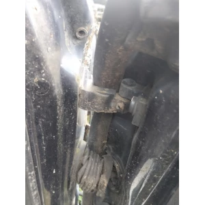 Изображение товара - Петля передней правой двери Audi A6 C5 верхняя, нижняя