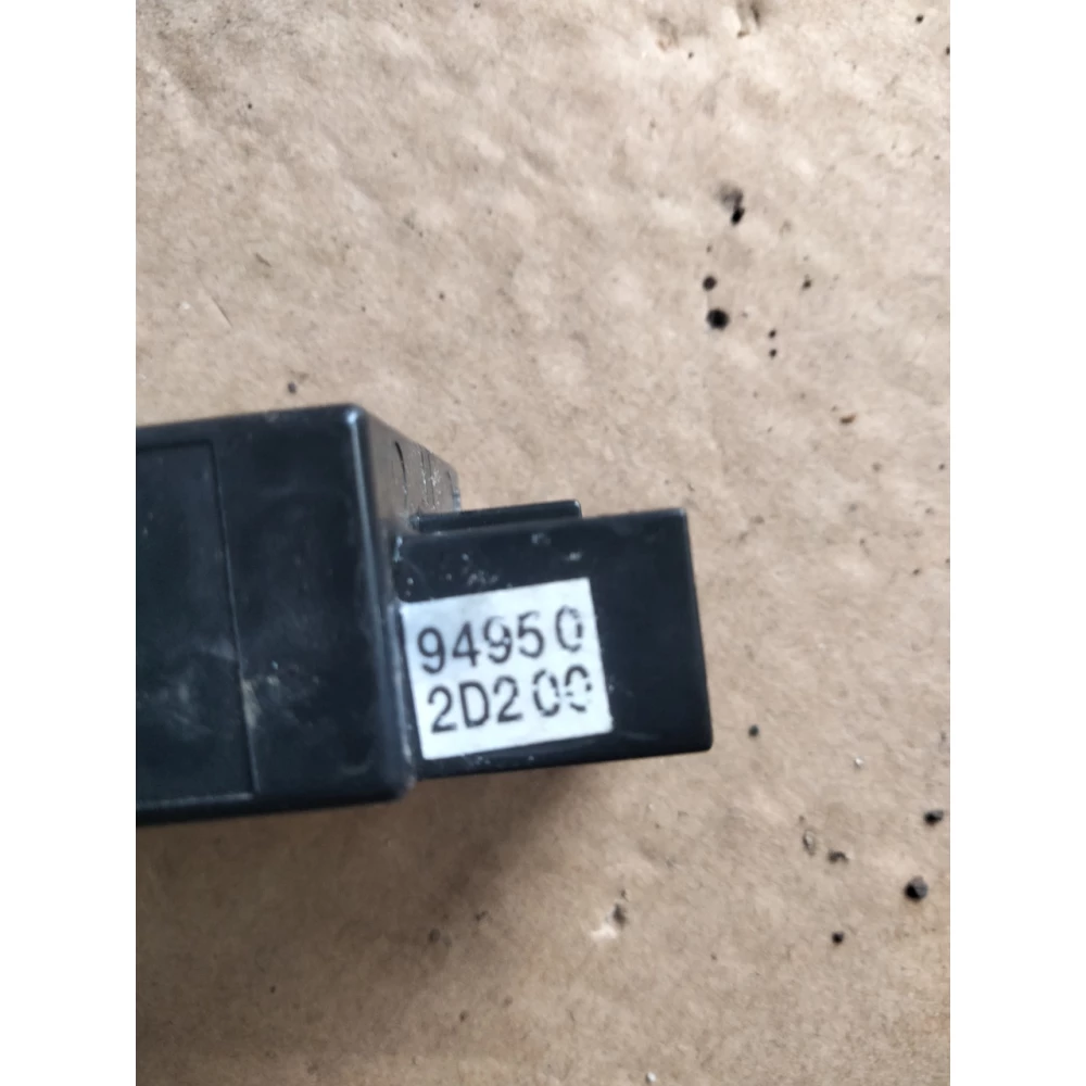 949502d200 кнопка подсветки приборной панели Xyundai Elantra, Kia