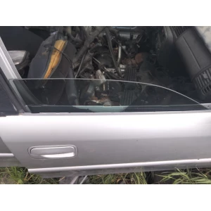 Изображение товара -  Стекло передней правой двери Opel Vectra B