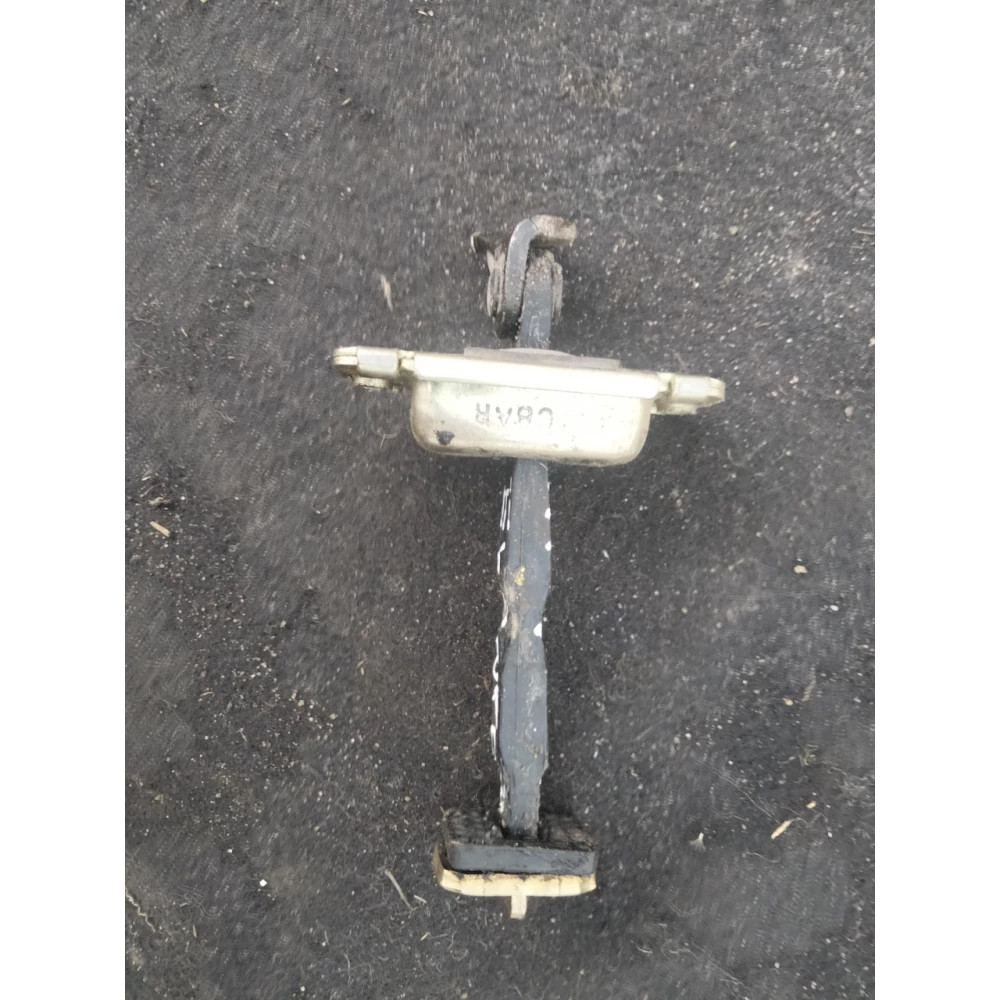 Ограничитель двери Xyundai Elantra XD 3