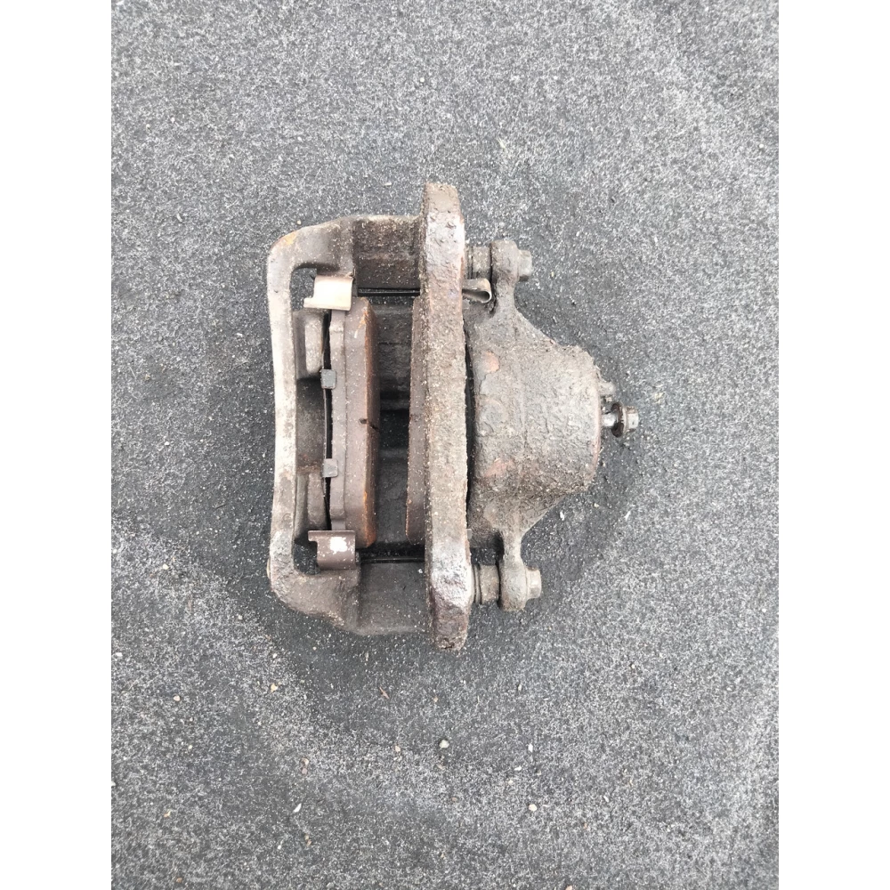 BC140056 суппорт тормозной с скобой Xyundai Elantra XD 3, Kia