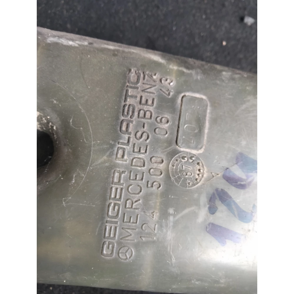 1245000649 расширительный бачок системы охлаждения Mercedes Benz 124