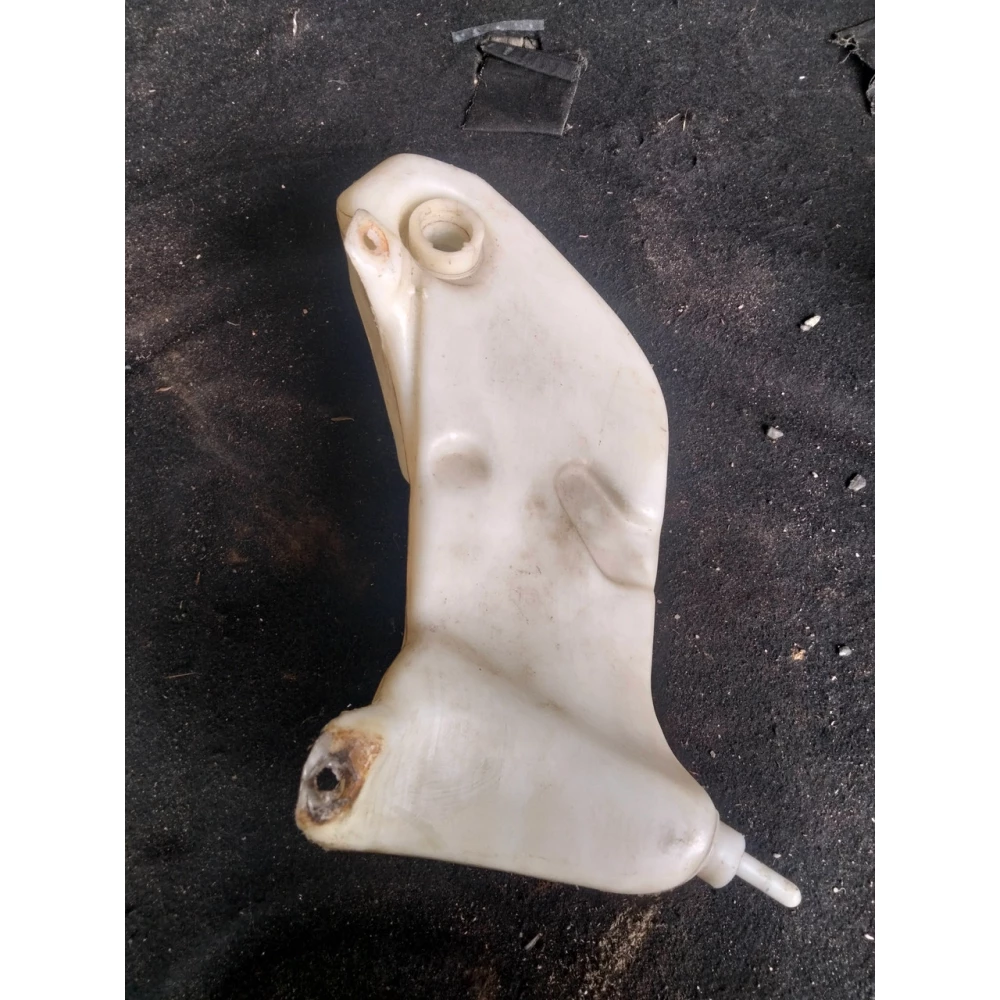 8A0955453 бачок омывателя Audi 80B4