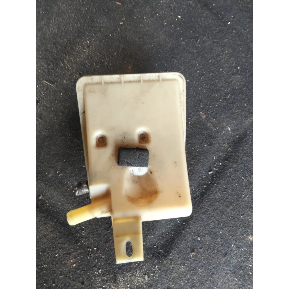 9612140880 бачок гидроусилителя руля Citroen Berlingo, Peugeot partner