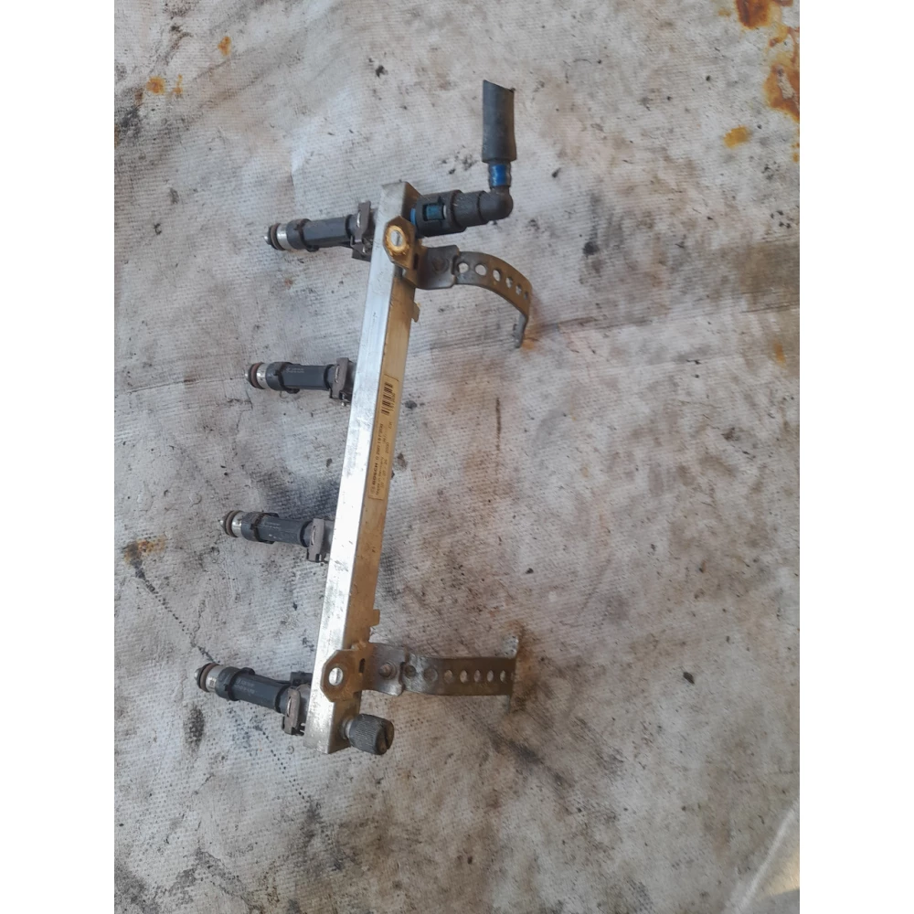 0280151208 топливная рампа Opel Astra G, H Corsa ,Combo C 1.2-1.4