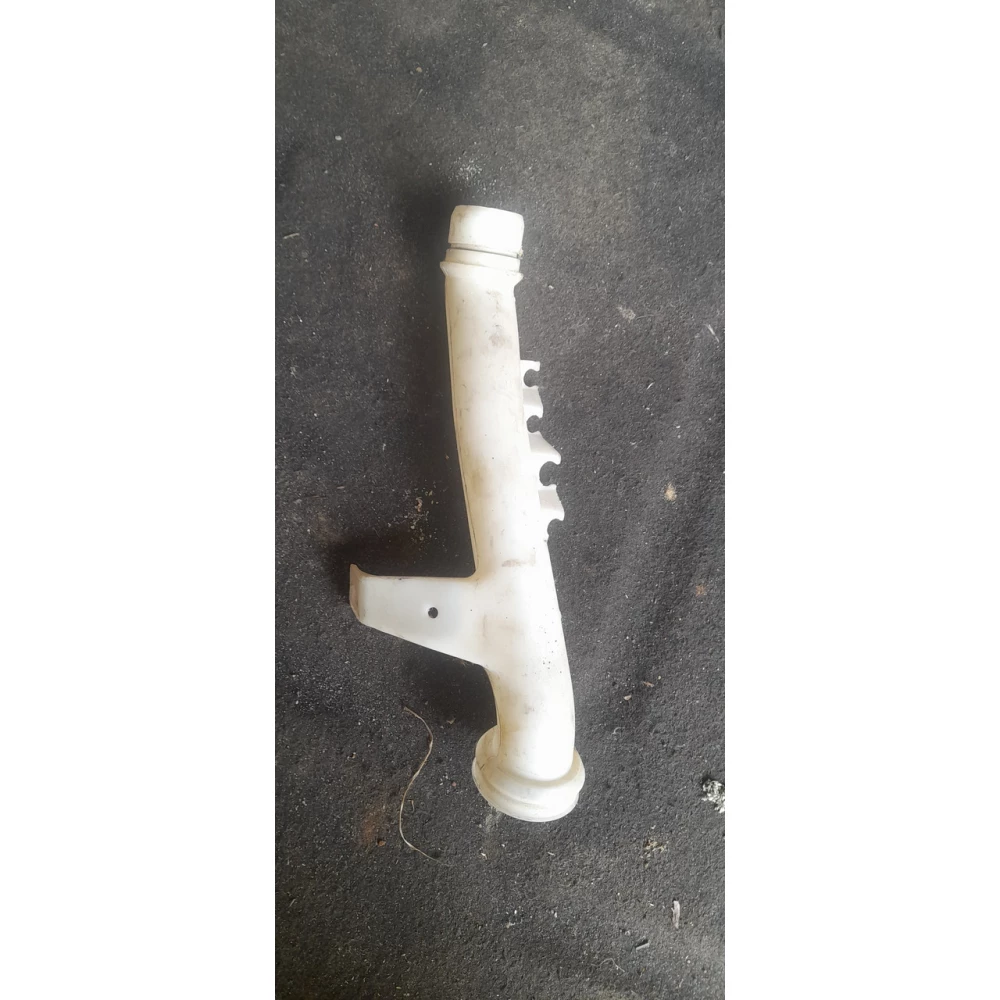 9621010580 горловина бачка омывателя  Citroën Berlingo. Peugeot partner