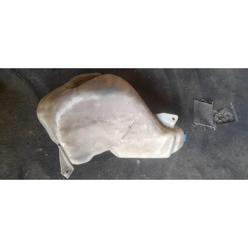 4B0955453B бачок омывателя лобового стекла  Audi A6C5