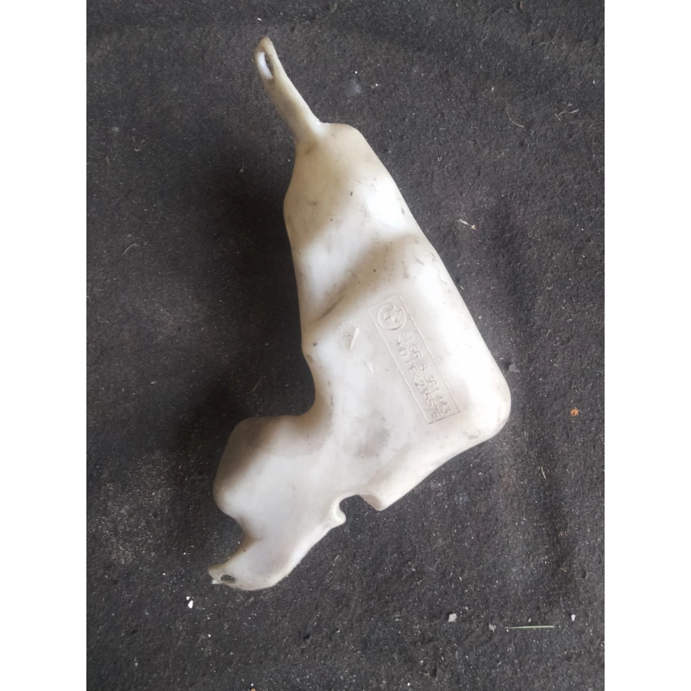 61668361443 бачок омывателя стекла BMW E39