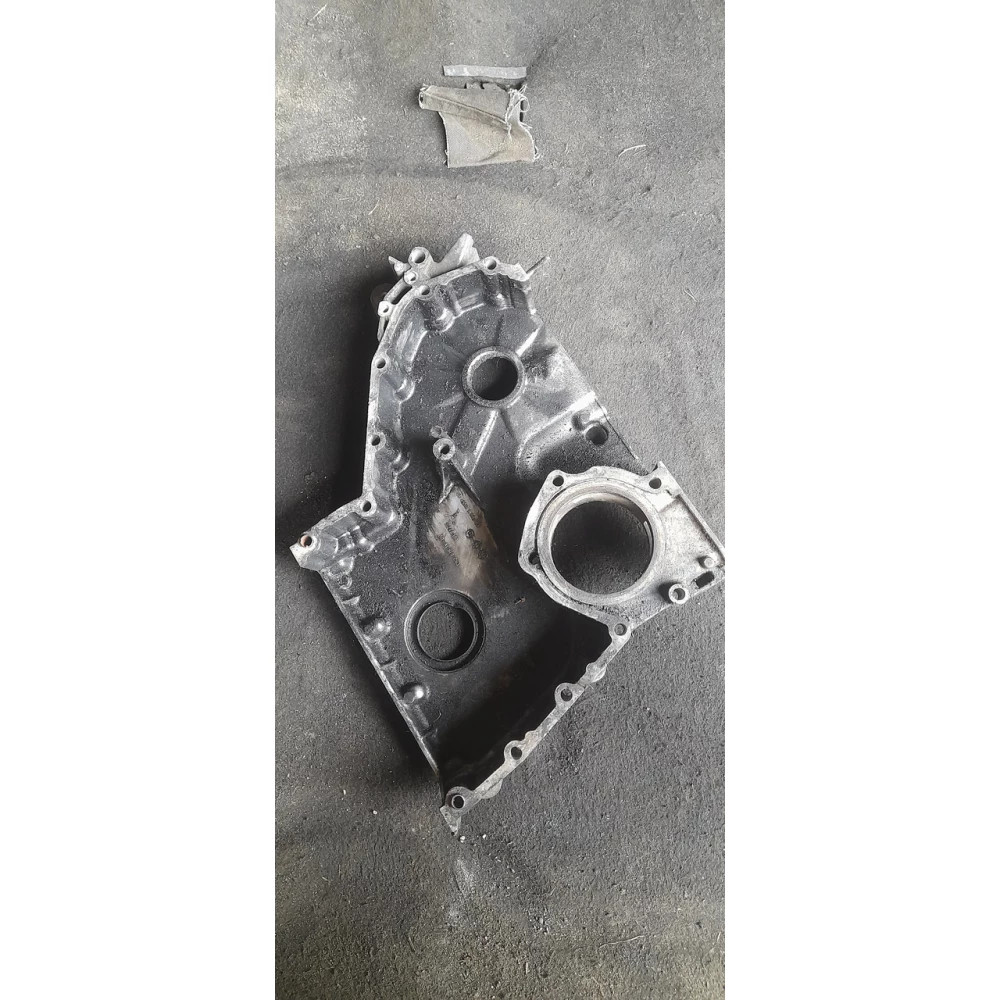 40455618003 передняя крышка двигателя BMW 2.5 tds