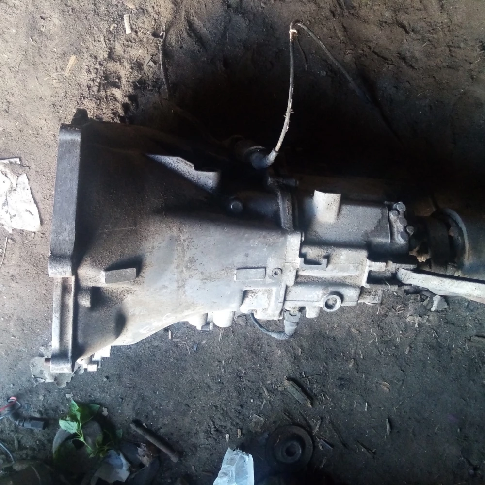 Коробка передач BMW E36 2.0 12222239