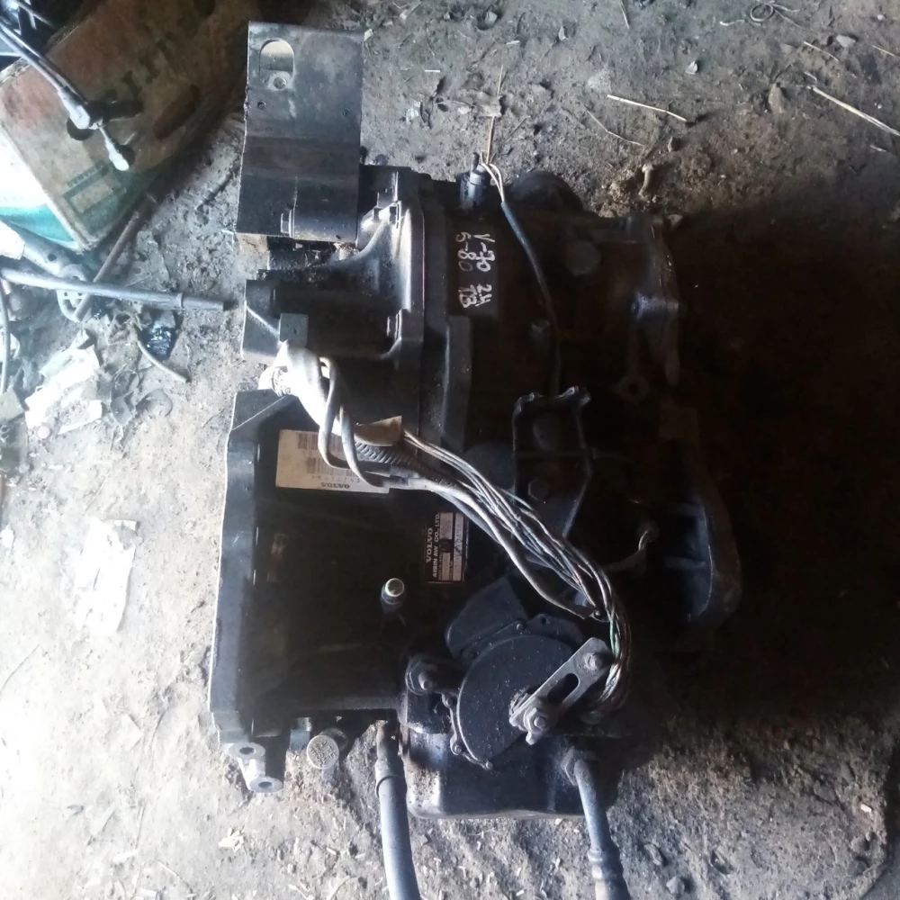 Коробка передач Volvo V70, s80 2.4 автомат 01F710494