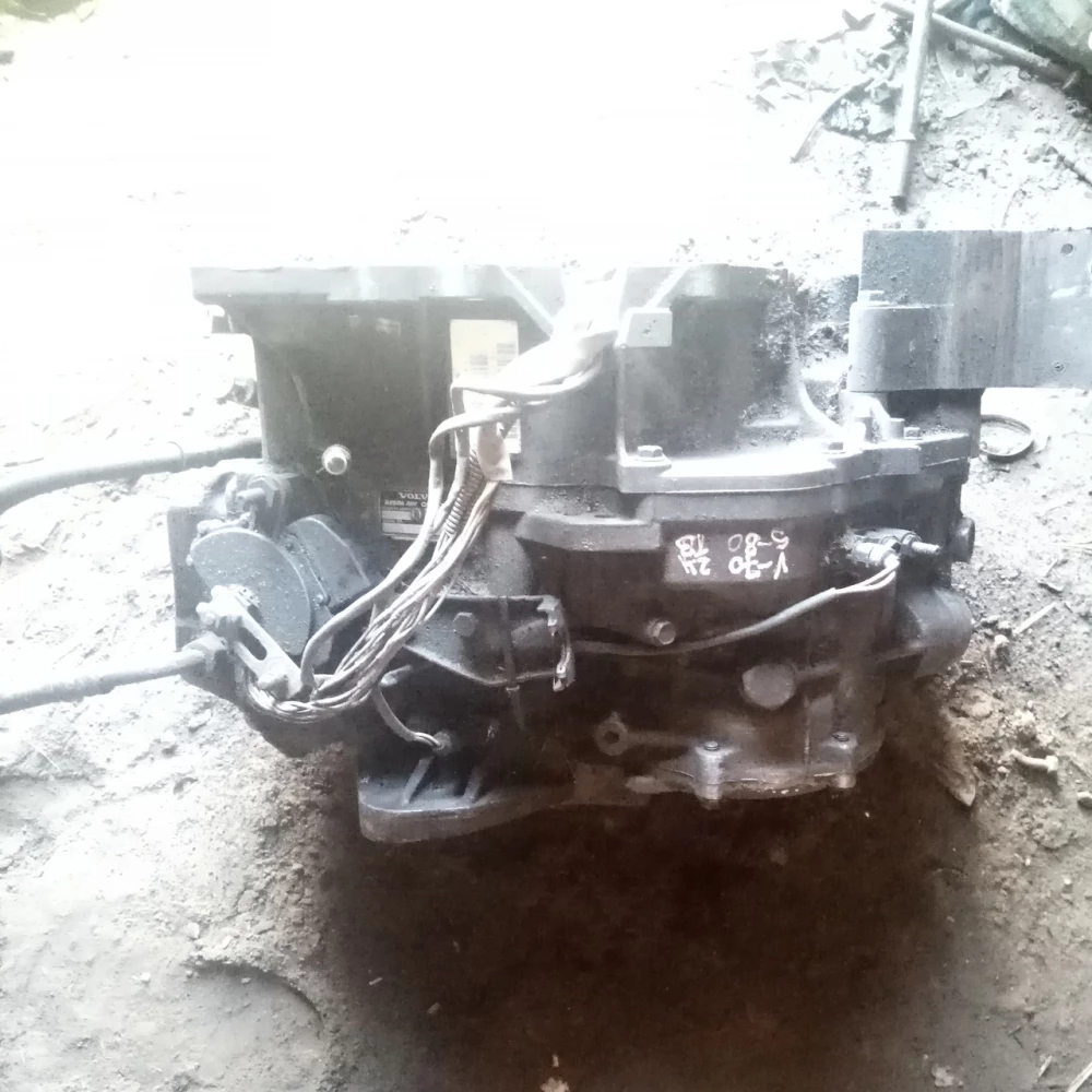 Коробка передач Volvo V70, s80 2.4 автомат 01F710494