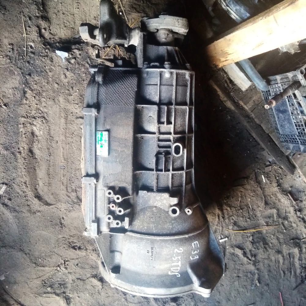 Коробка передач BMW E 39 2.5 tds 1422131