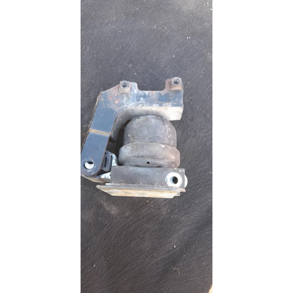 7M0199131AM подушка двигателя левая Volkswagen Sharan 1.9TD