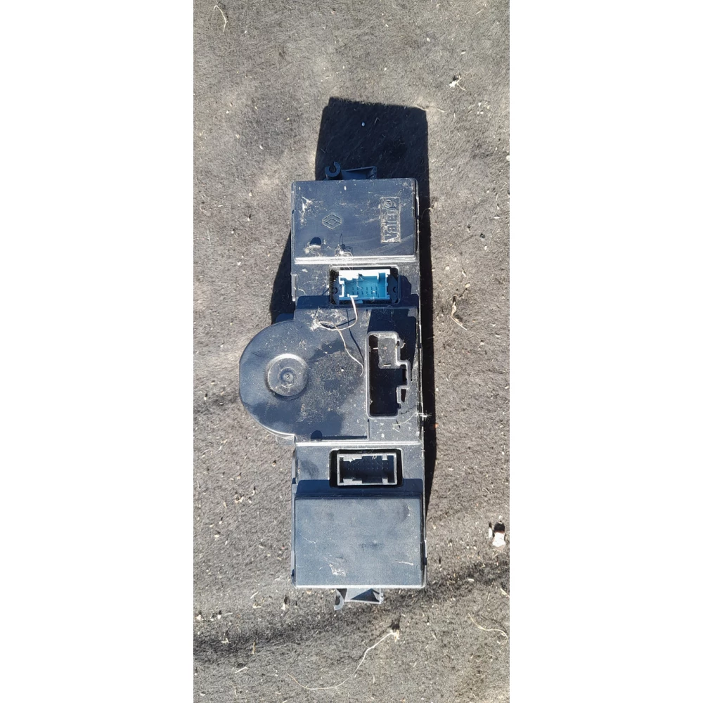 8200312940 блок управления печкой  климатконтроль  Renault Megane 2