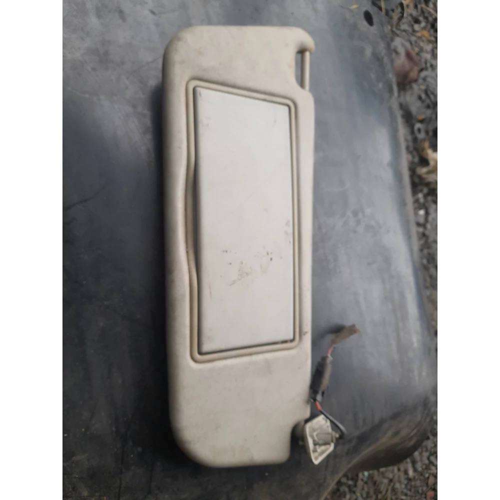 Правый  солнцезащитный козирок Opel Vectra B