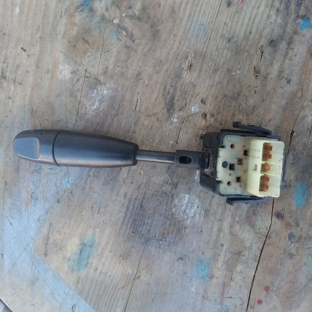 Подрулевой переключатель дворников Chevrolet Aveo 5m14pk