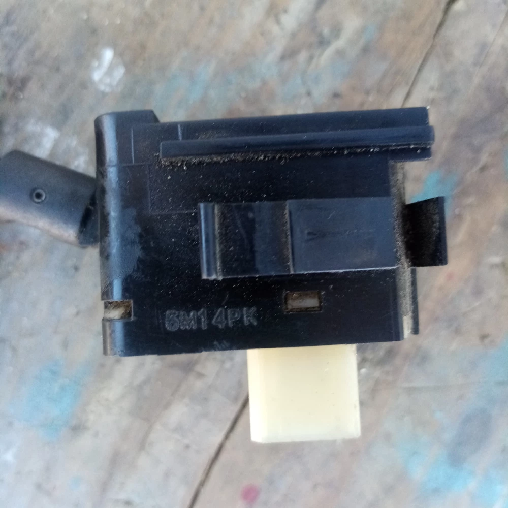 Подрулевой переключатель дворников Chevrolet Aveo 5m14pk