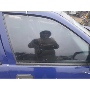 Изображение товара -  Переднее правое скло Opel Vectra A