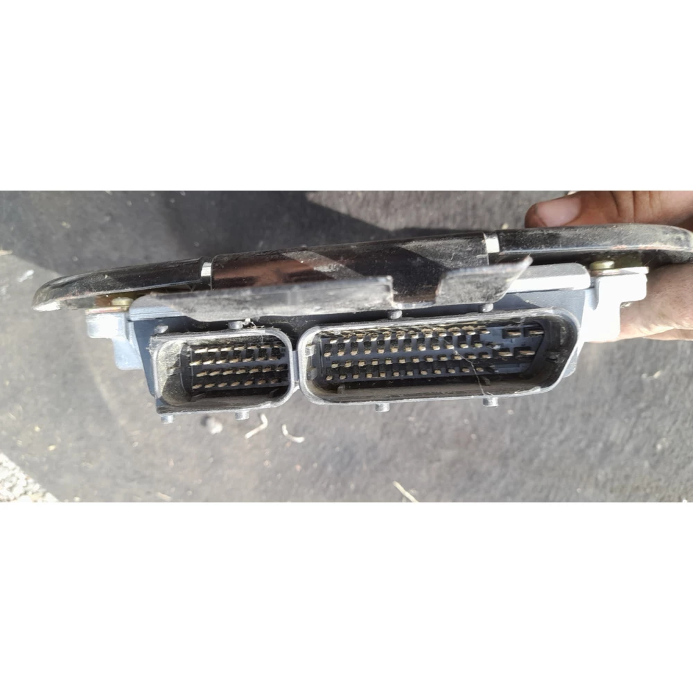 P56044590AA блок управления двигателем Jeep Grand Cherokee 3.1 WJ