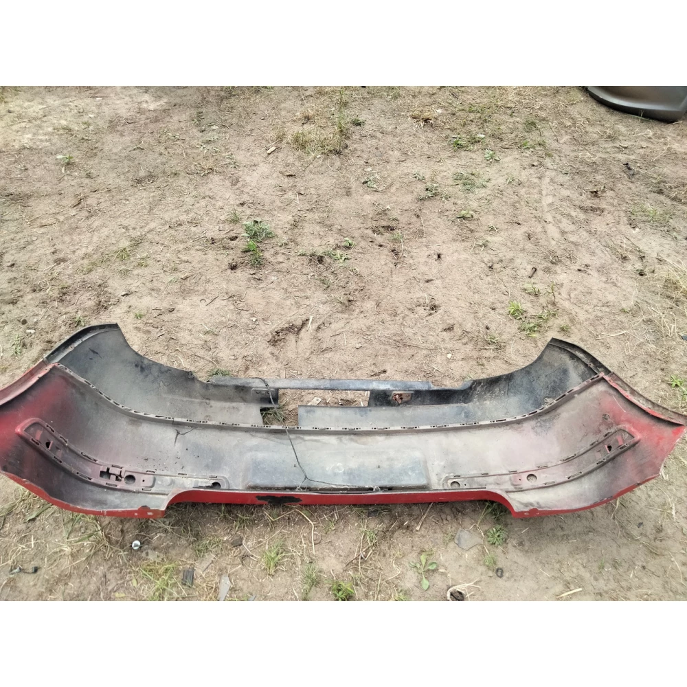 Бампер задний Volkswagen Golf 4 хетчбек 1J6807421