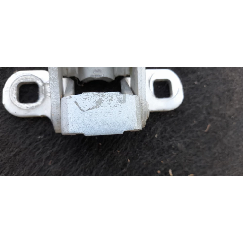 029139F петля двери задняя верхняя Renault Megane 2