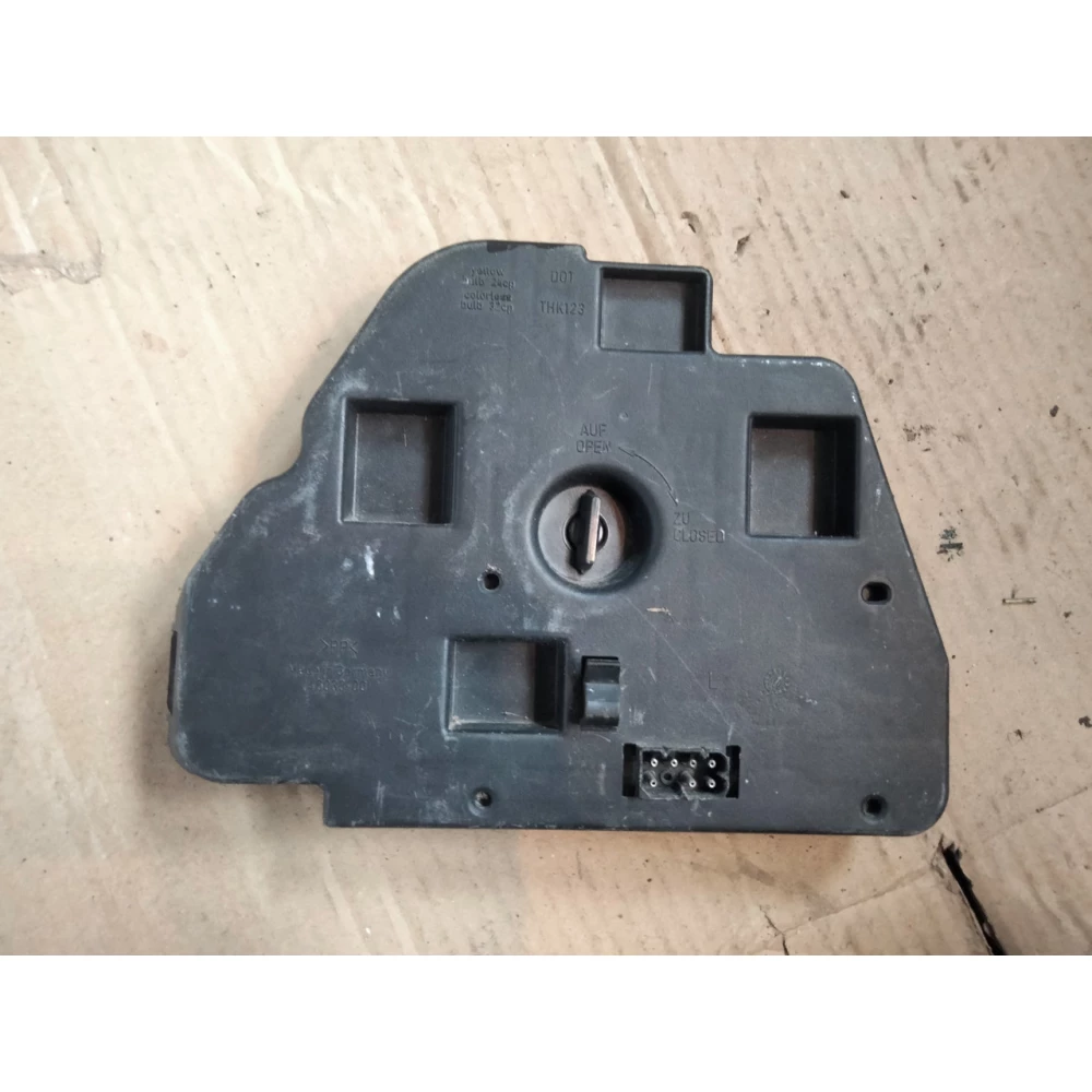 Плата заднего левого фонаря BMW E39