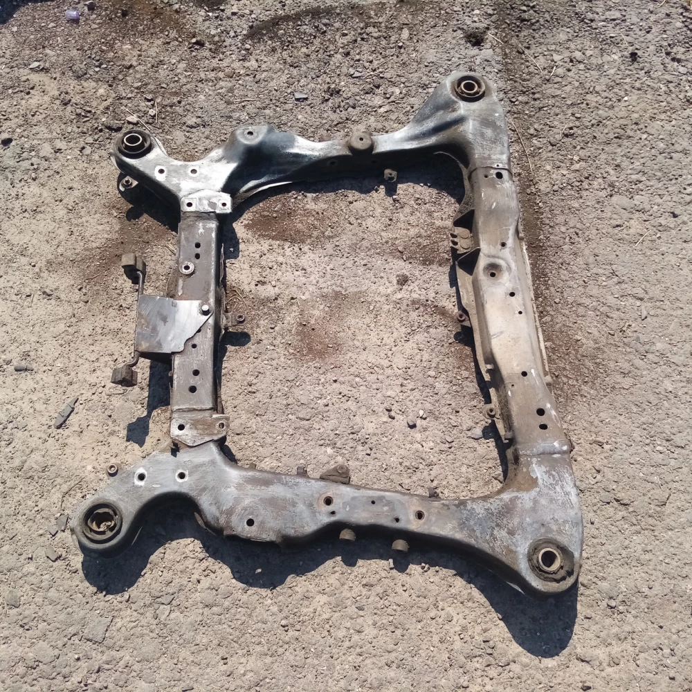 Передний подрамник Volvo s80 2.4