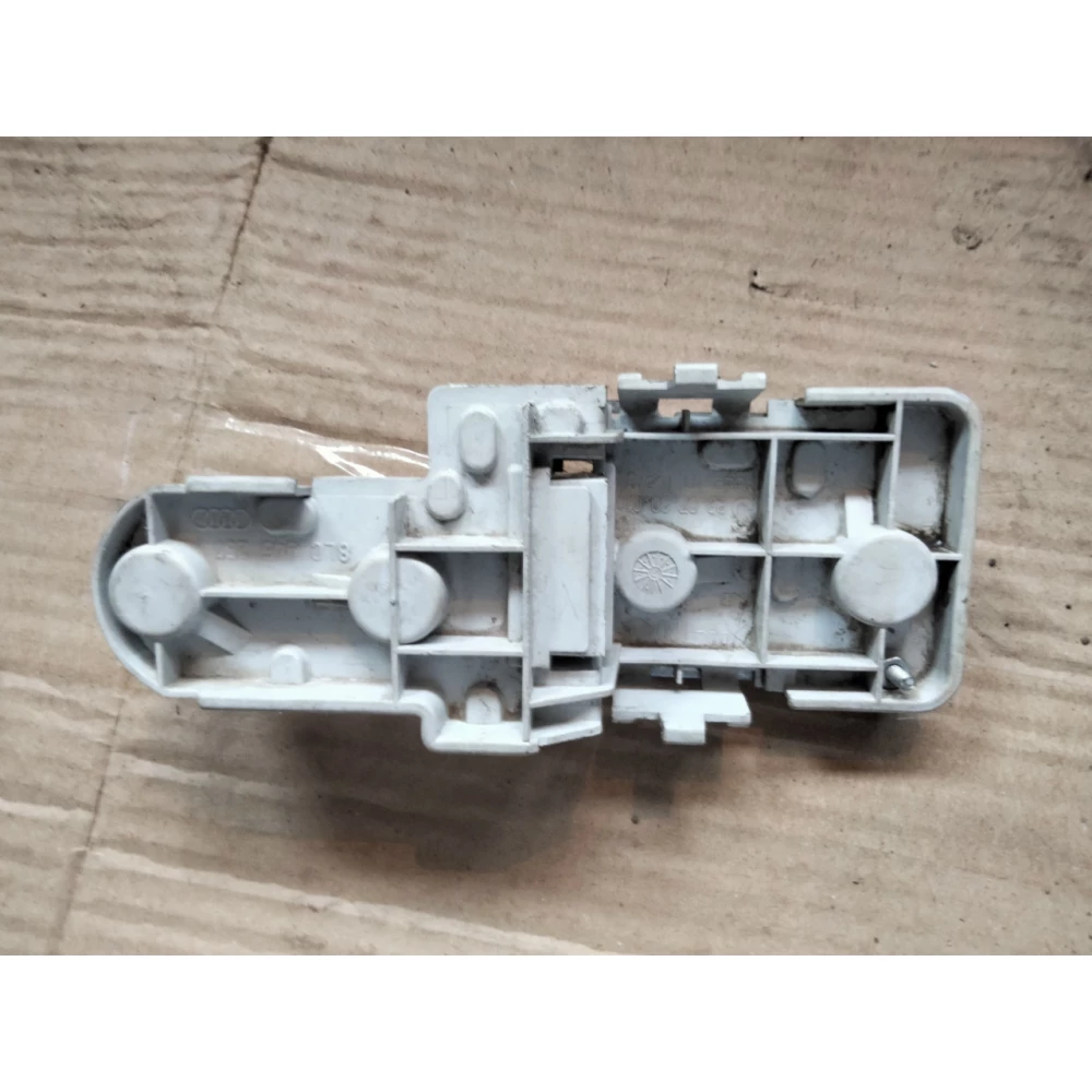 Плата заднего правого фонаря AUDI A3