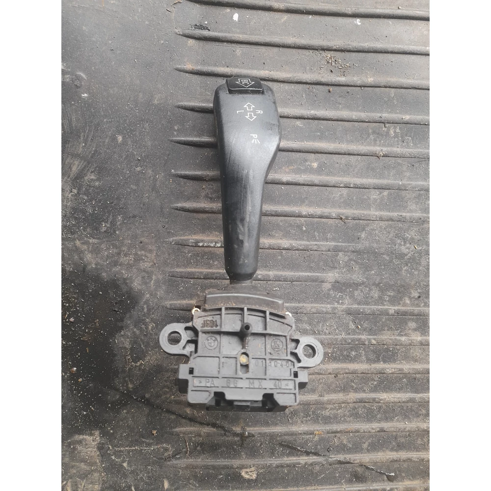 Подрулевой переключатель поворотов BMW E46