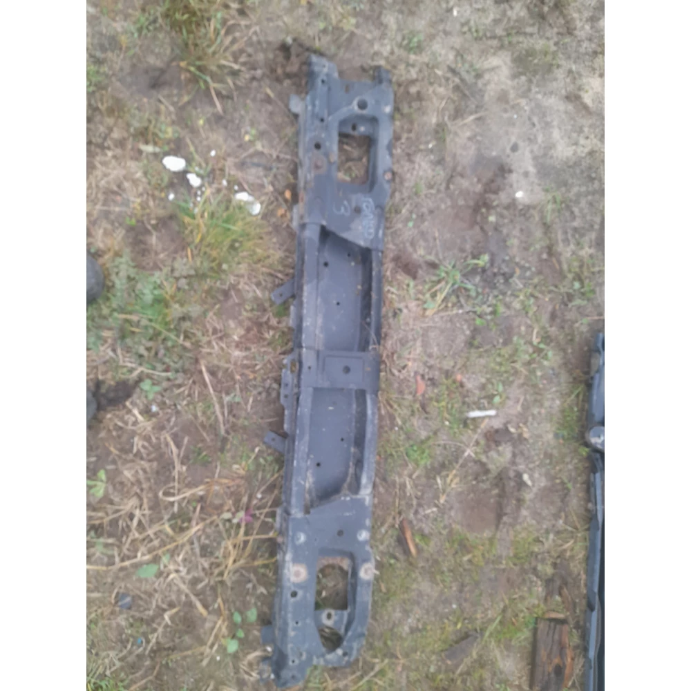 Усилитель бампера Vw Golf 3