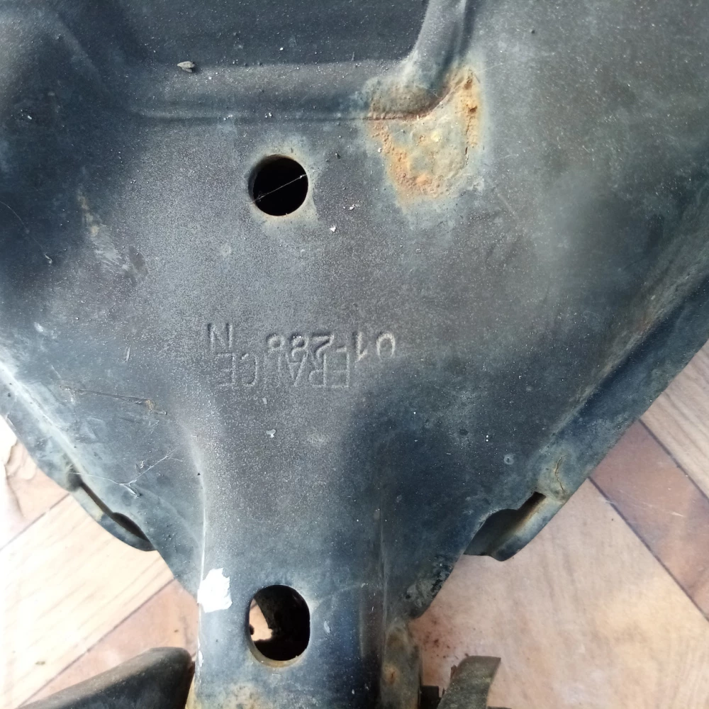 Розпорка стоек Volvo s 80 2.4 u1288N