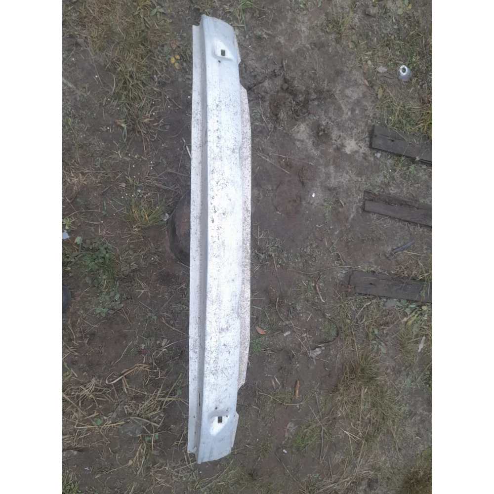 Уселитель переднего бампера Vw Passat B5