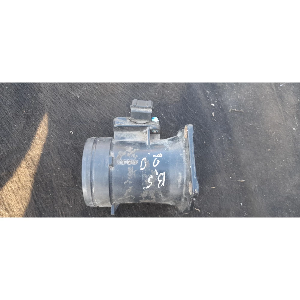 058133471 датчик росходомер воздуха ДМРВ Audi A4B5 Passat B5 1.8