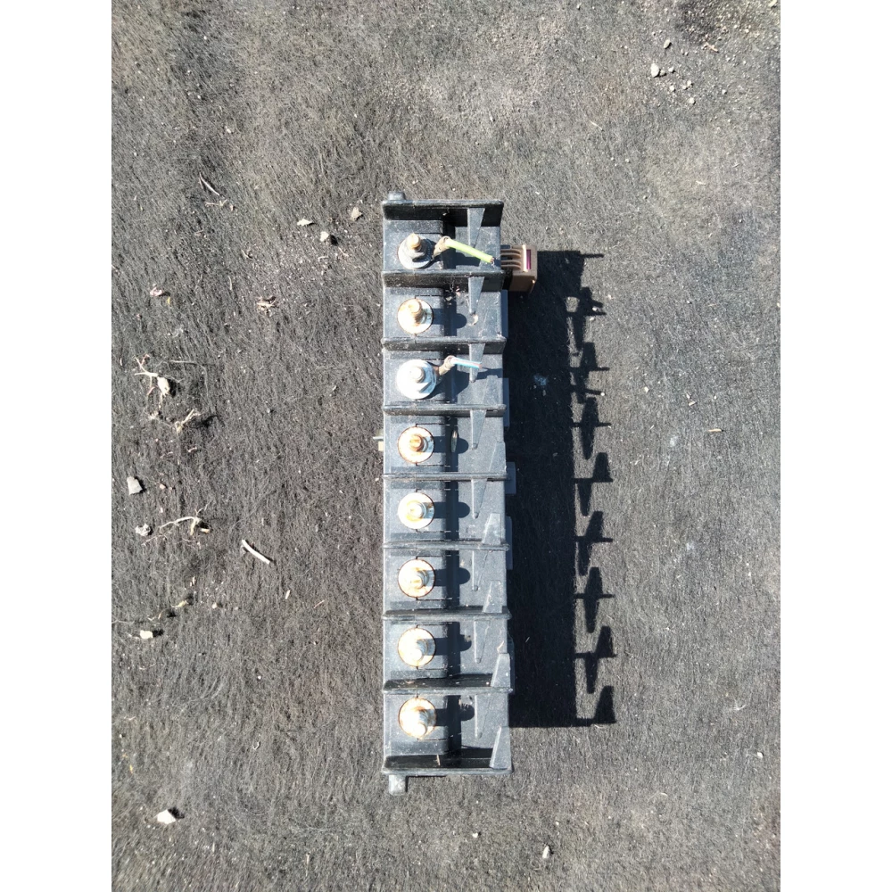 4A0941822 блок предохранителей Audi A4 B5 A6 C4