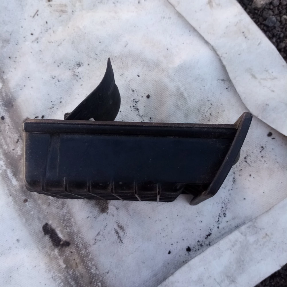 Пепельница Chevrolet Aveo t200 96345761